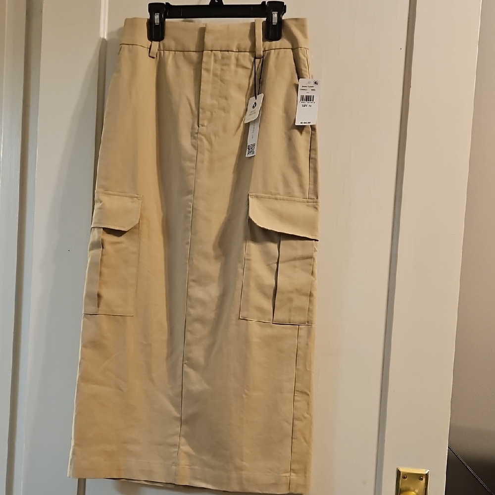 NWT Sanctuary Tan Cargo Maxi Skirt. Size 24 Waist.